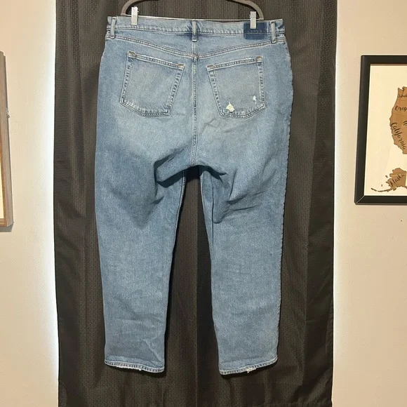Abercrombie and Fitch Curve Love Ultra High Rise 90s Straight Jean Women’s Sz 20 - Picture 4 of 8
